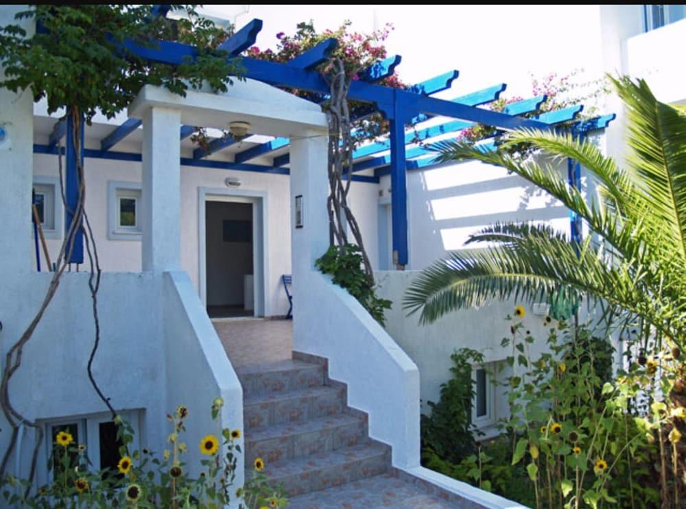 Hotel Anna Zisimos Adamantas  Exteriér fotografie