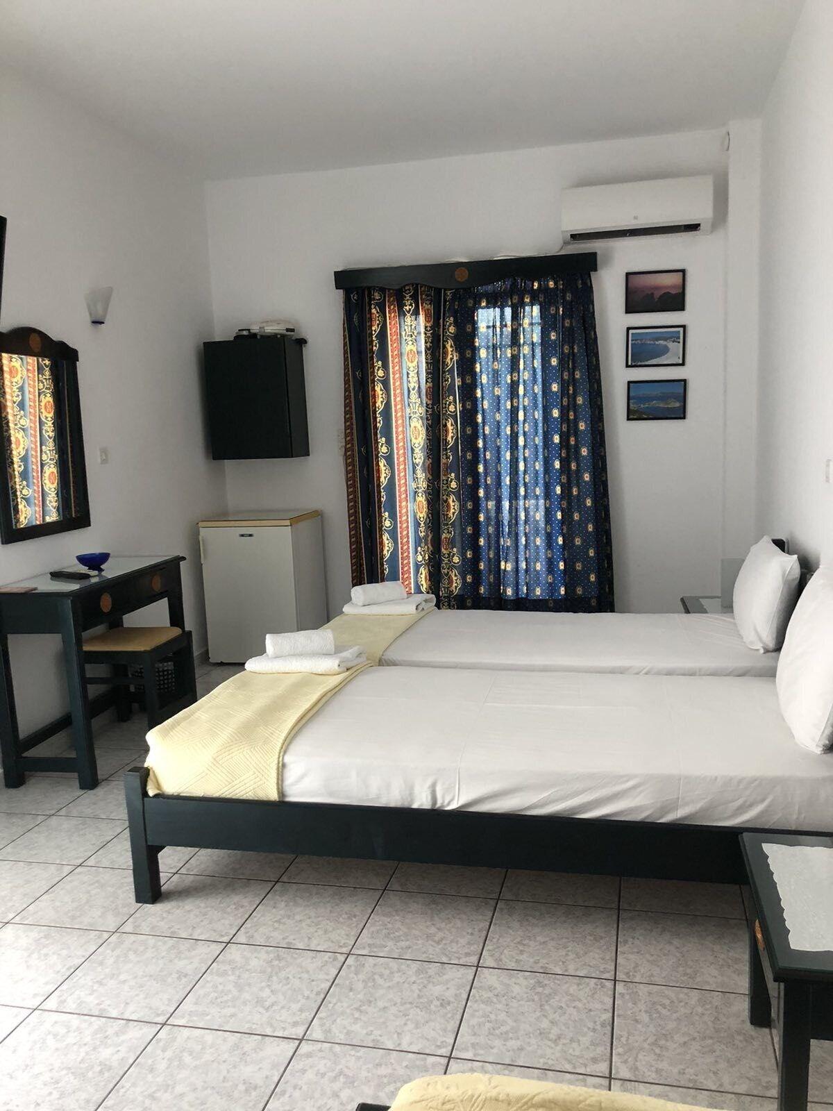 Hotel Anna Zisimos Adamantas  Exteriér fotografie